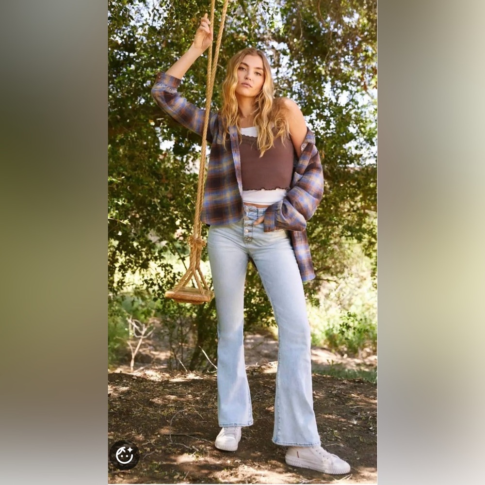 AE Super Hi-Rise Flare Jeans